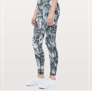 Lululemon Speed Up Tight *Full-On Luxtreme 28”